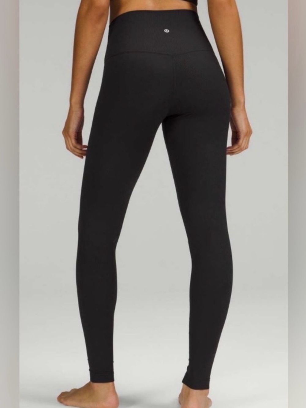 Women’s Lululemon Align Super High Rise Ribbed Trim Tight 28 Black Size 4